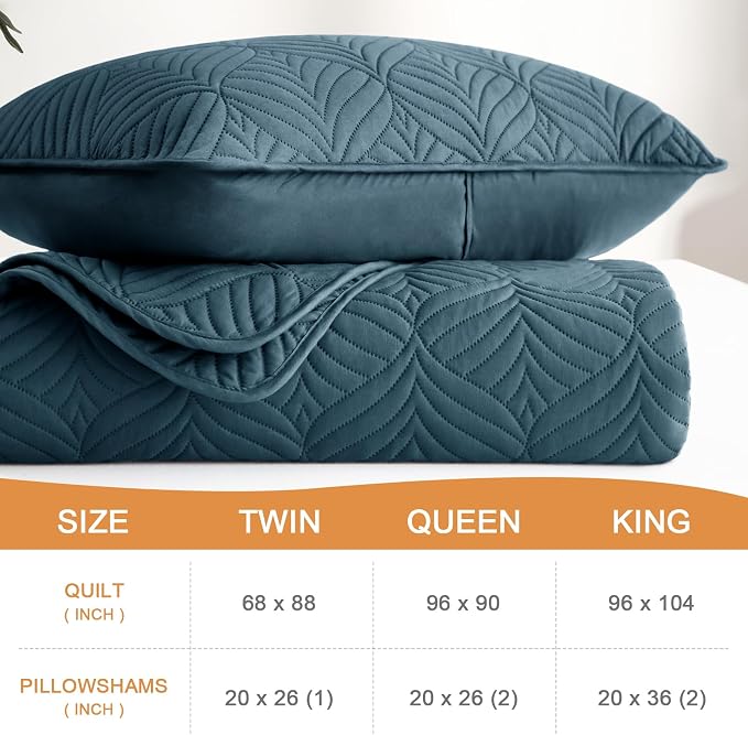 Whale Flotilla Extra Soft Queen Quilt Bedding Set, Lightweight Bedspreads | - Image 4
