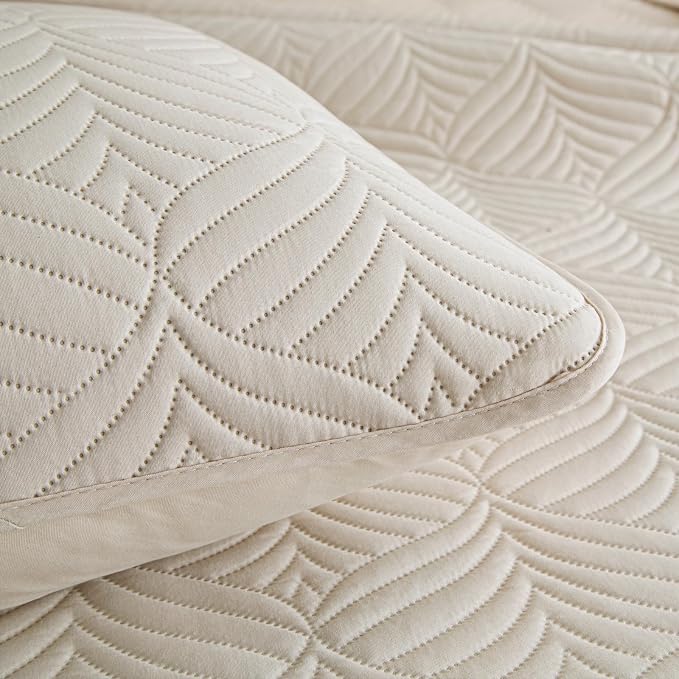 Whale Flotilla Soft Cal King Quilt Bedding Set, Lightweight Bedspreads | Brich - Image 8