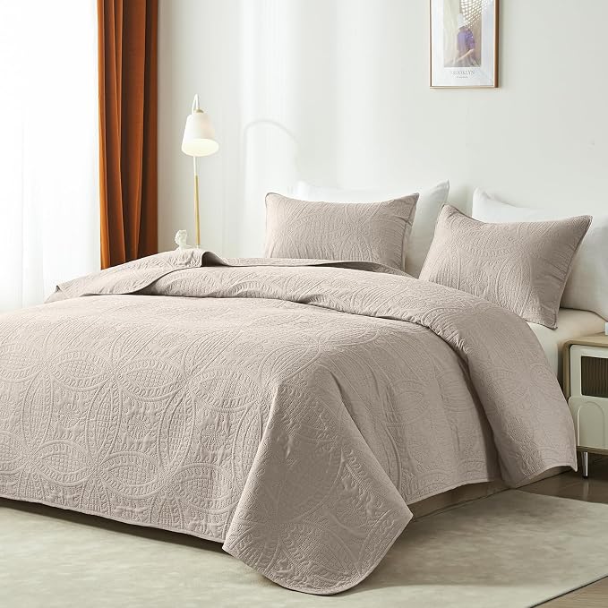 akkialla Taupe King/Cal King Quilt Set, Ultrasonic Lightweight Bedspread - Image 2