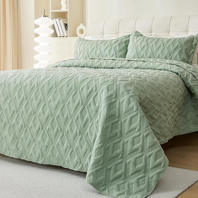 Cmfshape Diamond Embroidery Quilt Set, 3 Pieces King Quilt Bedding Set by cmfshape-quiltset