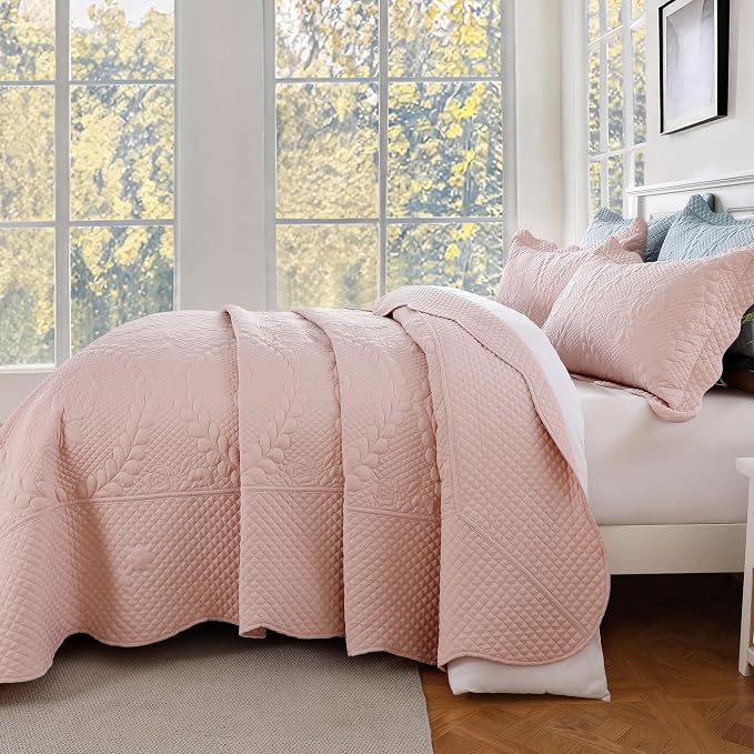 EVENHUG Oversized King Bedspreads California King Quilt Set - Image 5