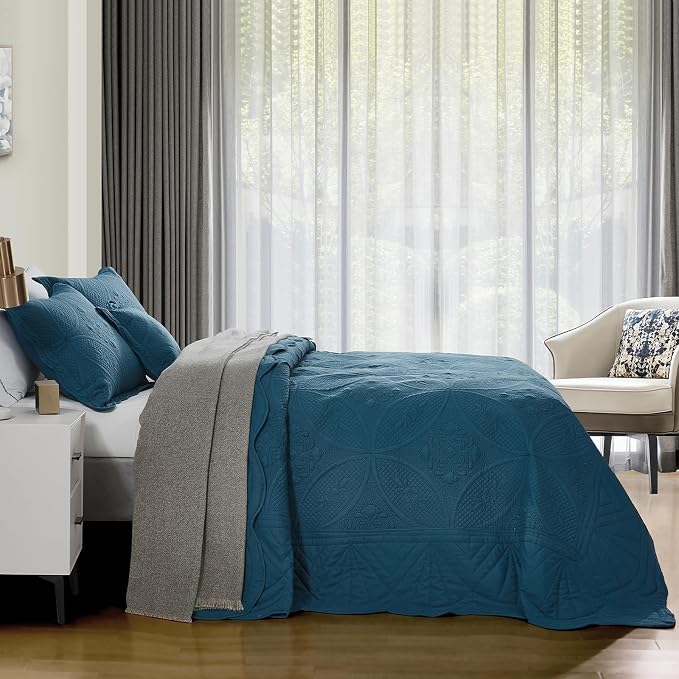 DaisyHuang Bedspread - Image 2
