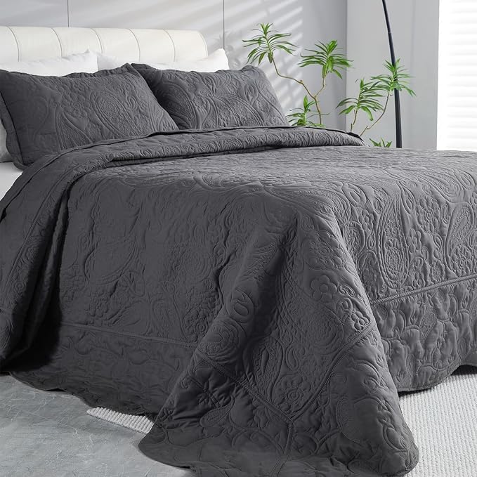 EVENHUG Oversized King Bedspreads California King Quilt Set - Image 8