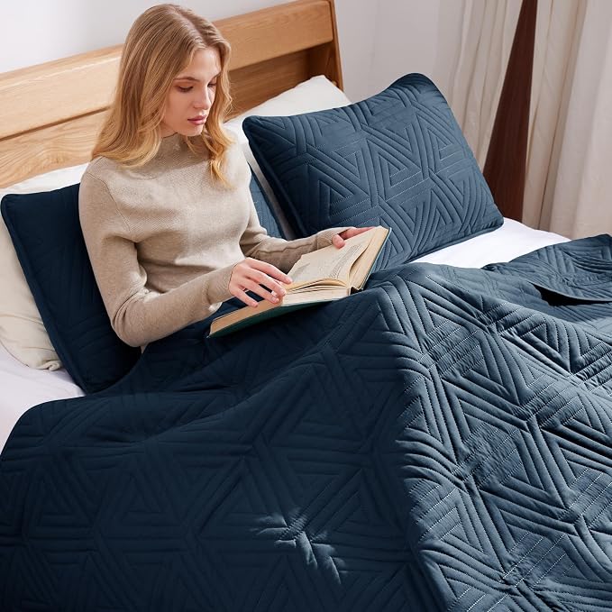 Whale Flotilla Soft Geometric Queen Quilt Set - Image 3