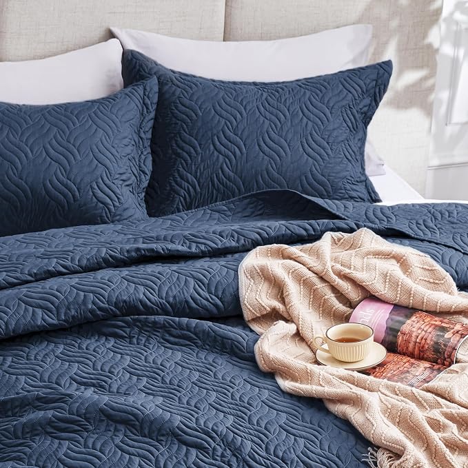 Love's cabin Quilts for Full Bed Navy Blue Bedspreads Bedding Set - Image 7