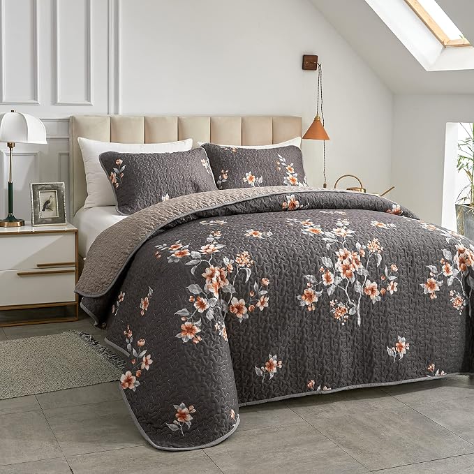 Flysheep 3 Pieces Quilt Set Full/Queen Size, Dark Gray Floral Reversible - Image 2