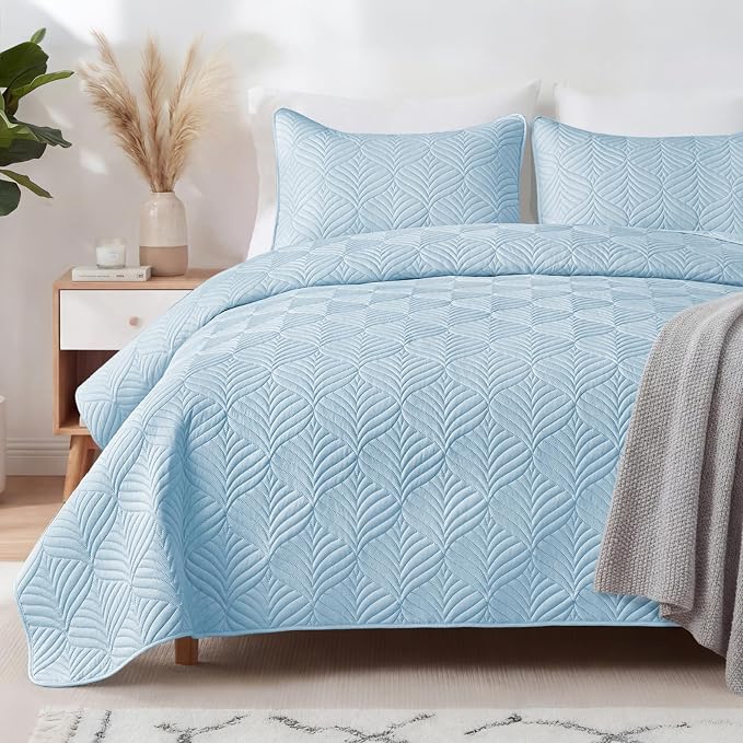 Whale Flotilla Extra Soft King Quilt Bedding Set, Lightweight Bedspreads | by WHALEFLOTILLA