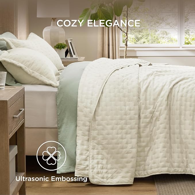 Bedsure Quilts Queen Size Bedspread, Lightweight Comforter, Ivory Coverlet | - Image 4
