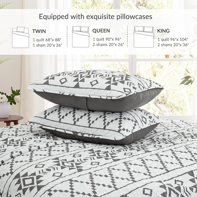 Whale Flotilla Reversible White Print Quilt Twin Size - Image 6