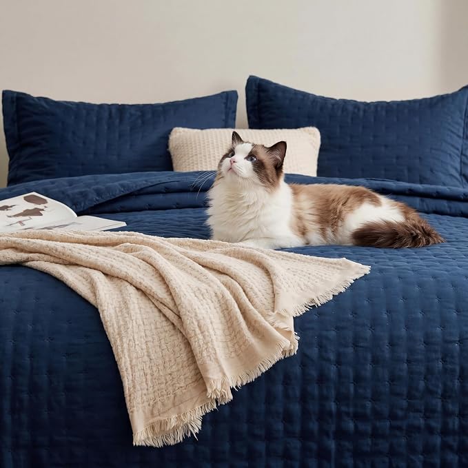 Bedsure Twin/Twin XL Quilt Bedspread, Lightweight Comforter, Modern Clover - Image 6