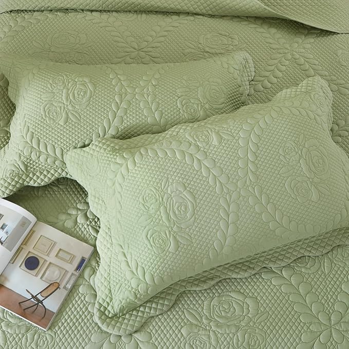 EVENHUG Oversized King Bedspreads California King Quilt Set - Image 5