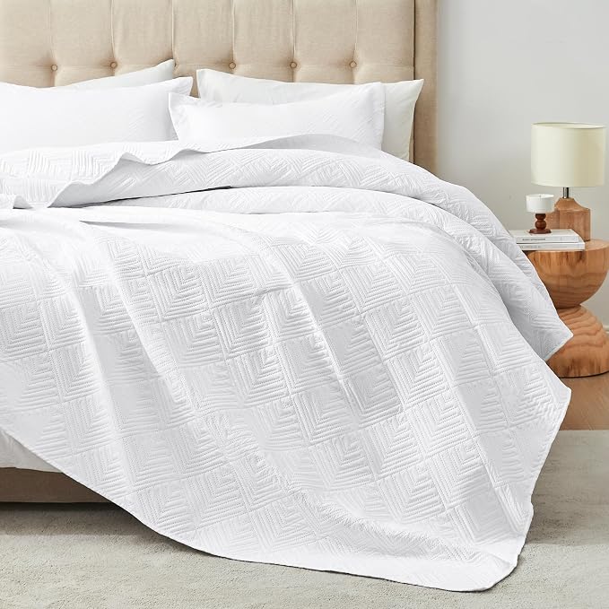 Hansleep White Quilt Queen Size by Hansleep