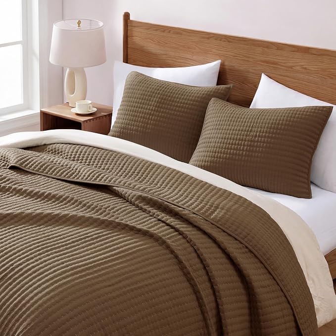 Queen Quilt-Lightweight Bedspreads Coffee Queen Size Quilt Bedding Set | Soft - Image 2