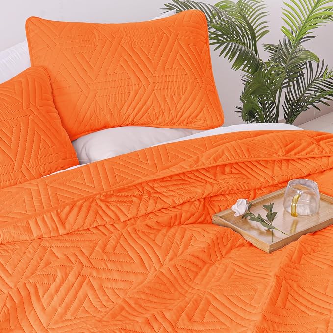 Whale Flotilla Soft Geometric King Quilt Set - Image 4