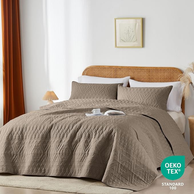 akkialla Full/Queen Size Quilt Bedding Set, Mocha Brown Lightweight Microfiber - Image 2