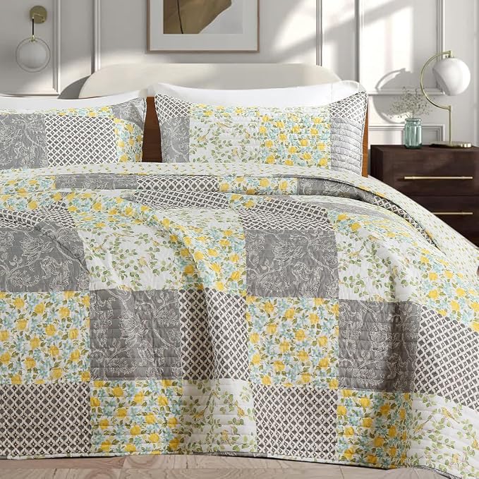 Quilt Set King Size Floral Patchwork Quilted, Soft Comforter Set Bedding Sets by TEXSTEAD