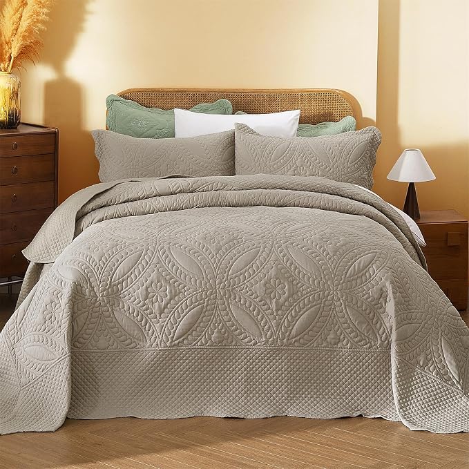 Cmfshape Oversize King Bedspread 128"x120", 3 Piece California King Quilt - Image 3