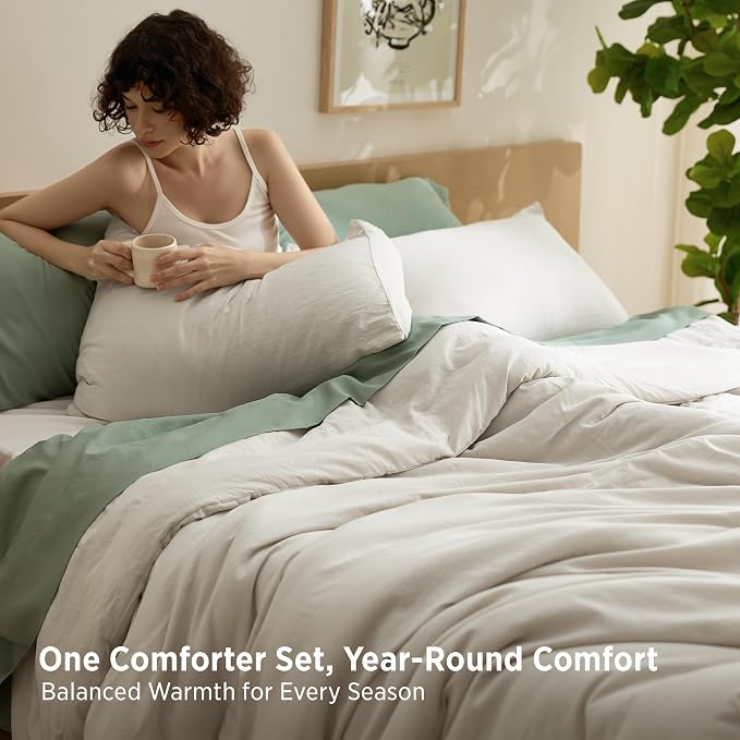 Bedsure Queen Comforter Set, 3 Pieces GentleSoft™ Bed Set, 1 Lightweight - Image 3