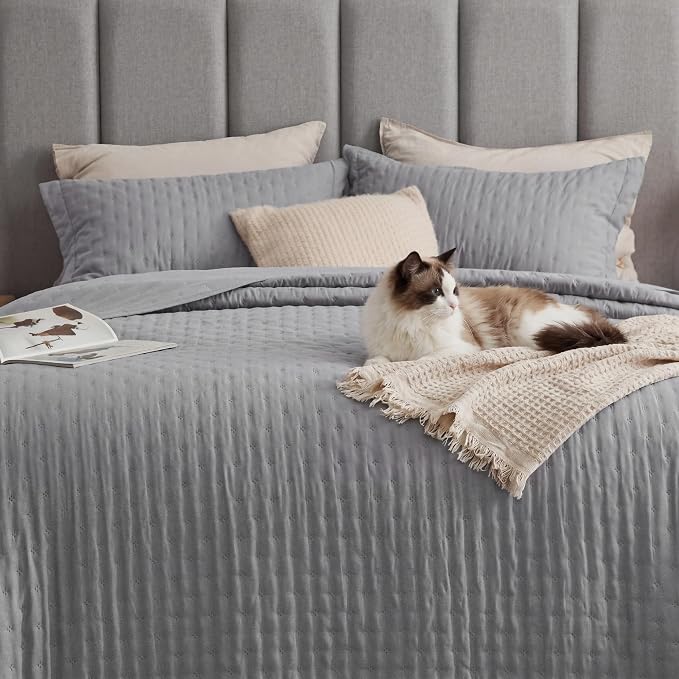Bedsure Twin/Twin XL Quilt Bedspread, Lightweight Comforter, Modern Clover - Image 6