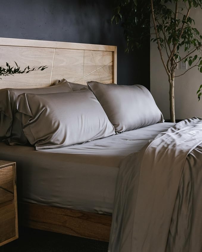 Cozy Earth Luxury Bed Sheet Set - 100% Viscose from Bamboo Fabric, Ultra-Soft & Breathable, Fits Regular & Deep Pocket Mattresses up to 20" - 4 Pieces California King Sheet Set Dove Grey