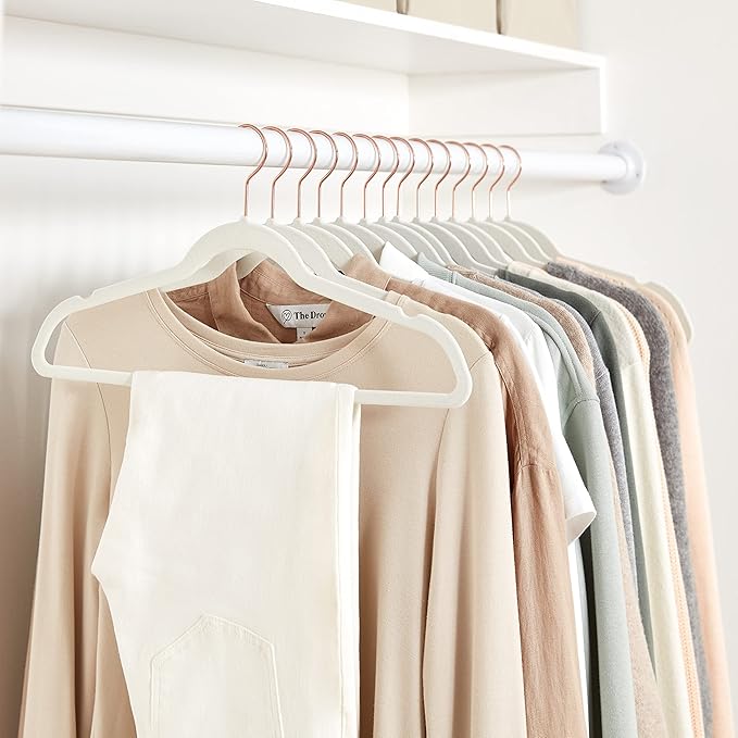 Amazon Basics Slim, Velvet, Non-Slip Sturdy Clothes Hangers, 50-Pack, Ivory/Rose Gold