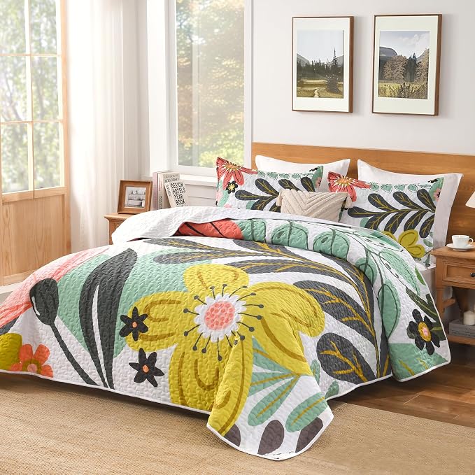 Oversized King Quilt Set Green, 120x120 Floral Super King Bedspread | 3 Pieces - Image 2