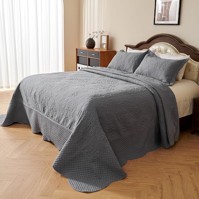 EVENHUG Oversized King Bedspreads California King Quilt Set - Image 7