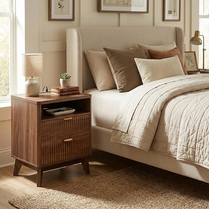 LYNCOHOME Fluted Nightstand - Image 7