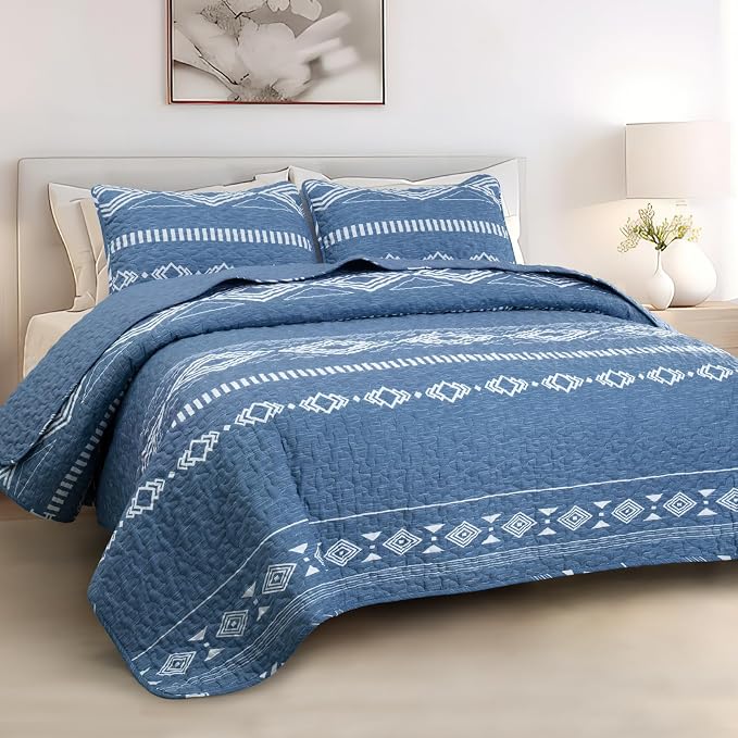 Whale Flotilla Reversible Blue Print Quilt King Size - Image 8