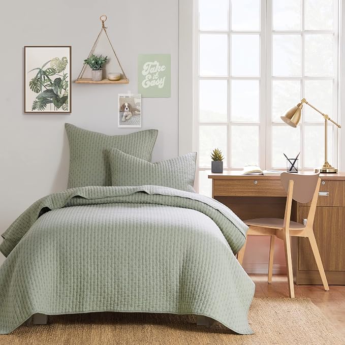 Levtex Home Cross Stitch Reversible Twin XL/Twin Quilt Set by LevtexHome