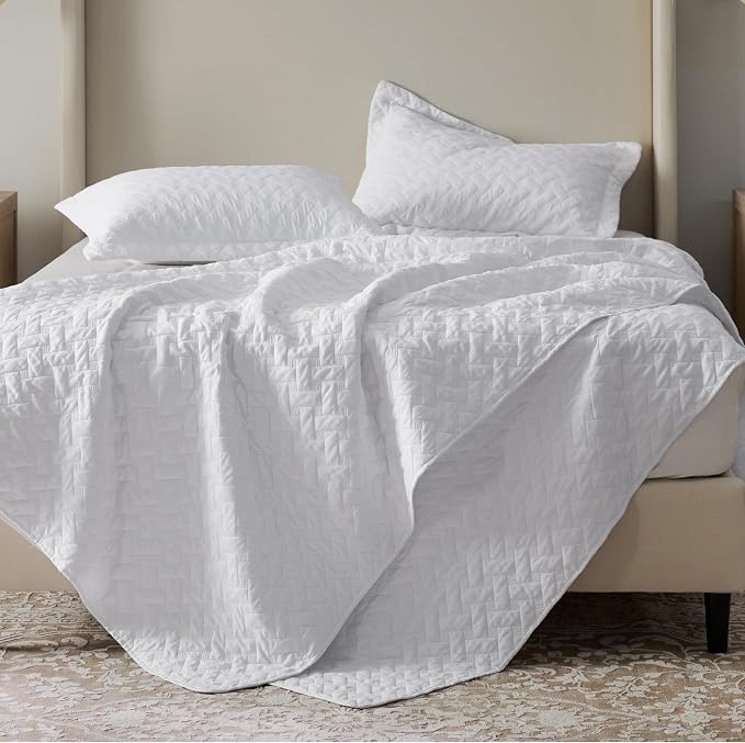 Bedsure Oversized King Quilt, Lightweight Comforter Set, Basket Weave, - Image 11