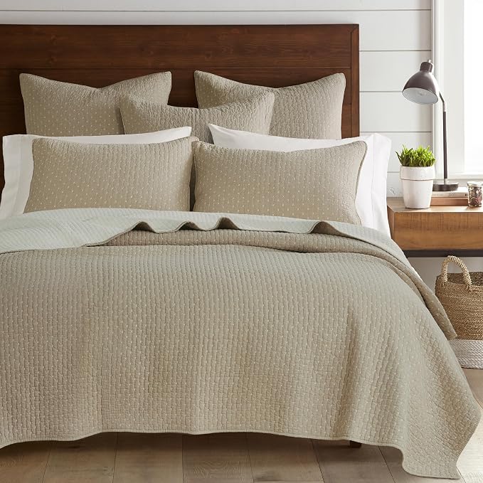 Levtex Home Cross Stitch Reversible King/Cal King Quilt Set and 2 Pillow Shams - Image 9