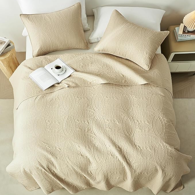 akkialla Queen Quilt Bedding Set, Lightweight Soft Bedspread Coverlet, Modern - Image 3