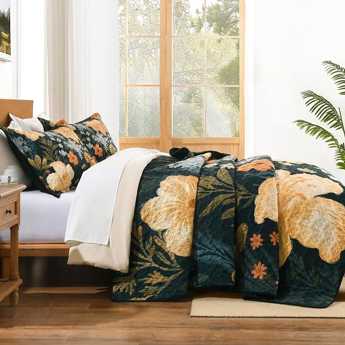 California King Quilt, Cal King Oversized Green Floral Bedspread | 3 Pieces - Image 3