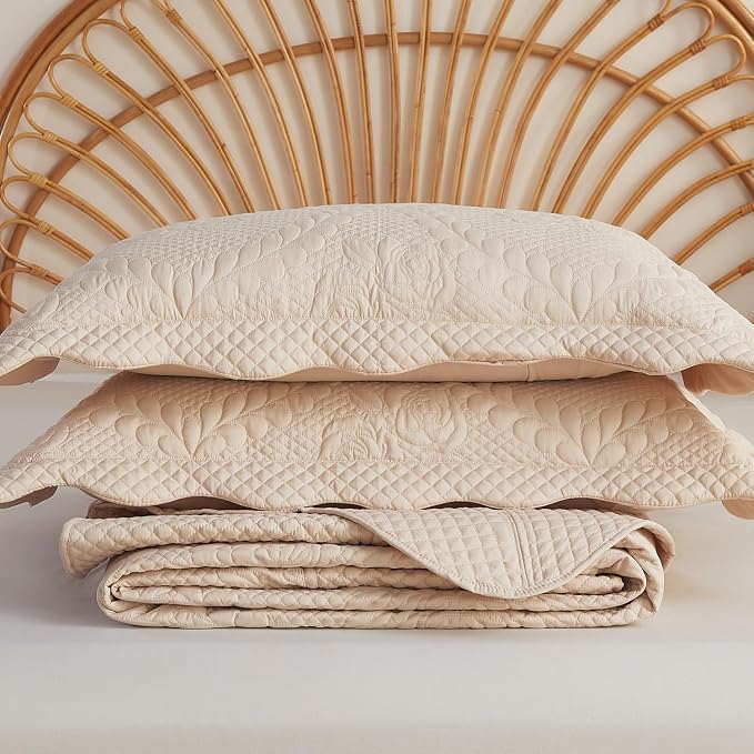 EVENHUG Oversized King Bedspreads California King Quilt Set - Image 9
