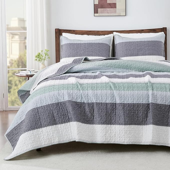 Oversized King Quilt Bedding Set, 2 Pillowcases（120x98 Inch） by Andency