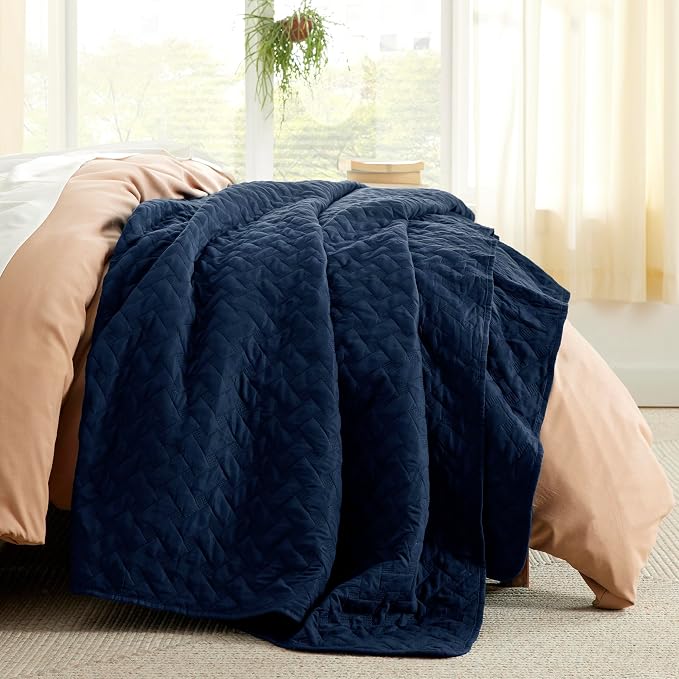 Bedsure California King Quilt, Lightweight Comforter Set, Basket Weave - Image 6