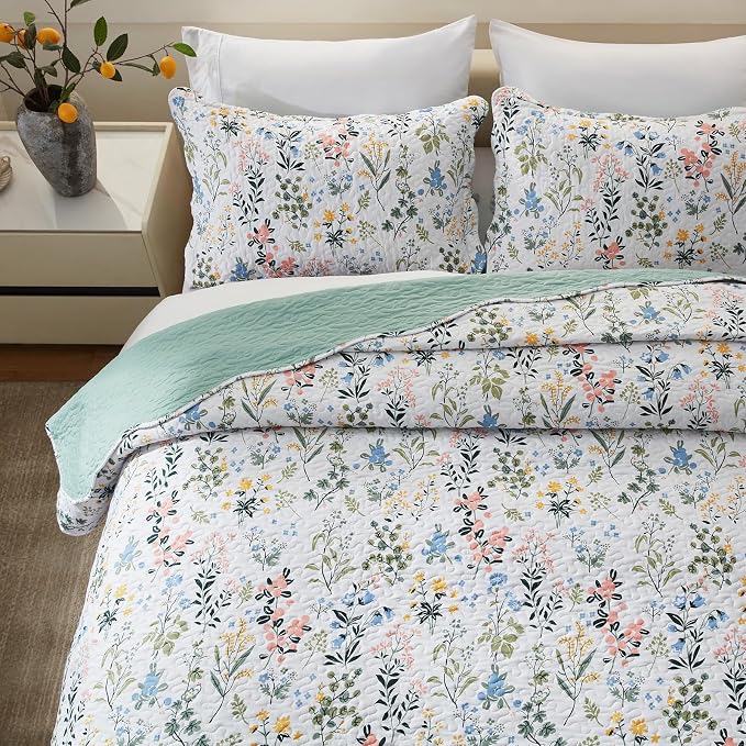 3-Piece King Size Quilt Set Lightweight Bedspread Coverlet 98''x106'' Garden - Image 3