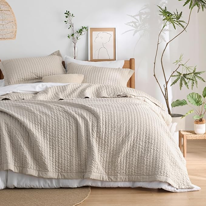 Bedsure Quilts Queen Size by Unknown