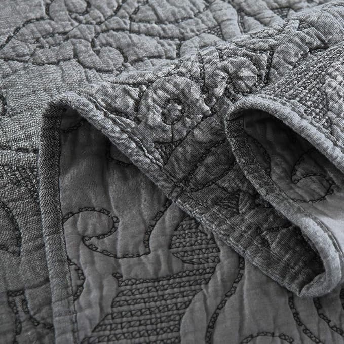 3-Piece King Quilt Set Quilted Bedspread Oversized Microfiber Lightweight - Image 5