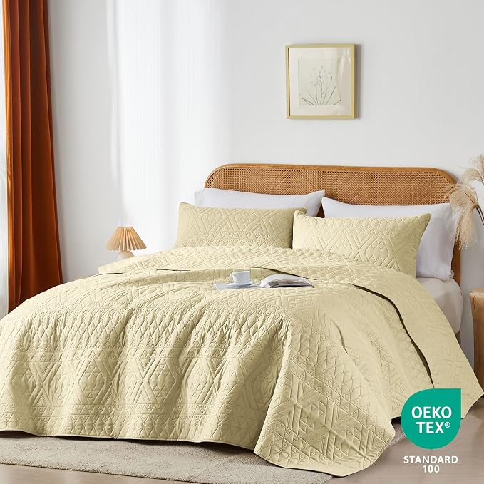 akkialla Twin Size Quilt Bedding Set, Butter Yellow Lightweight Microfiber Soft - Image 2