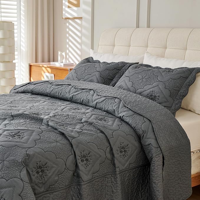 Cmfshape Floral Embroidery Quilt Set, 3 Pieces King Quilt Bedding Set, Classic - Image 3
