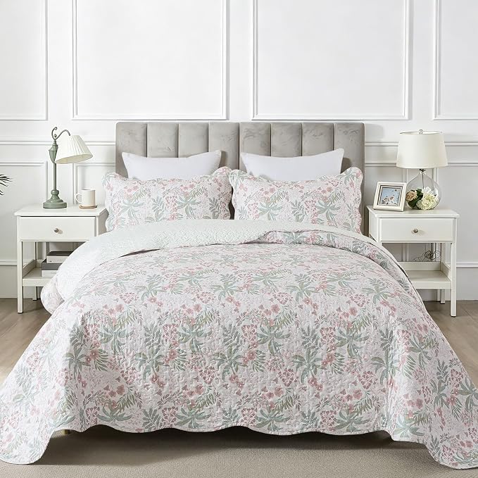 Etwel Lightweight King Size Quilt Set by Unknown