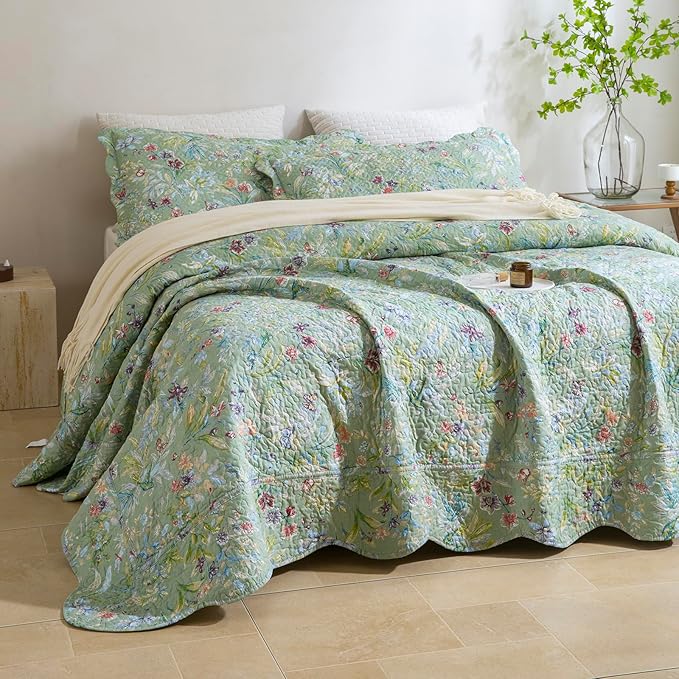 Lady Ann Oversized King Quilt 128x120, Lightweight Large Extra Soft Quilted by LadyAnn
