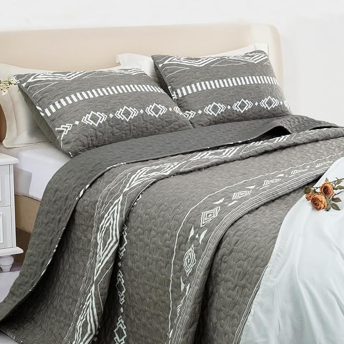 Whale Flotilla Reversible Grey Print Quilts Queen Size - Image 9