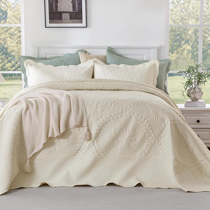 EVENHUG Oversized King Bedspreads California King Quilt Set - Image 4