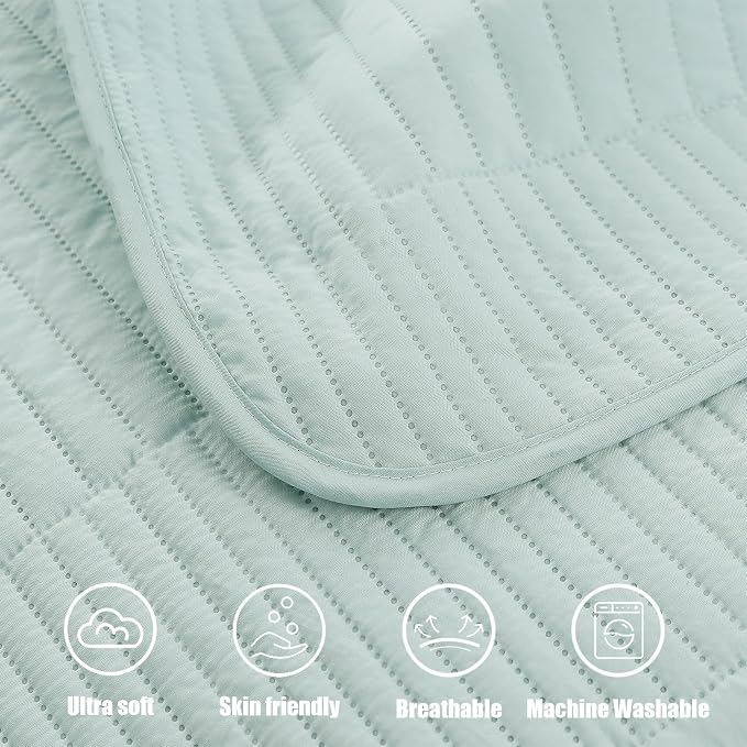 Whale Flotilla Ultra Soft King Quilt Bedding Set, Lightweight - Image 7