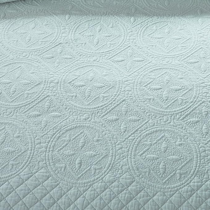 Calla Angel Sage Garden Luxury Pure Cotton Quilt, Light Aqua - Image 3