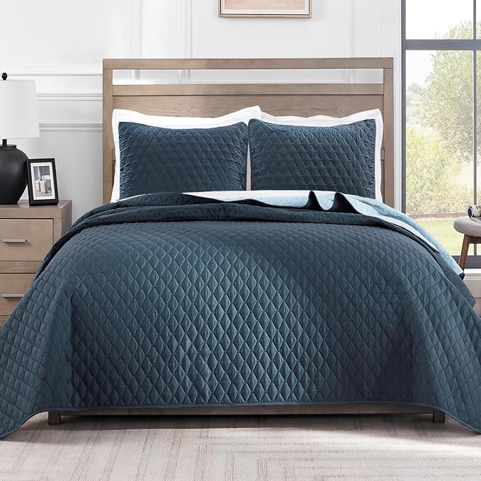 Exclusivo Mezcla Reversible Full Queen Quilt Bedding Set, Soft Microfiber by ExclusivoMezcla