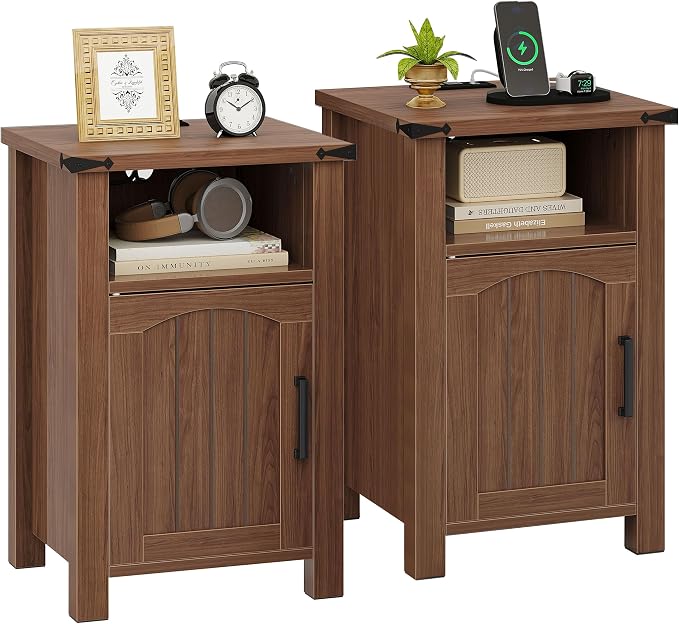 Decofy Farmhouse Nightstand by Decofy